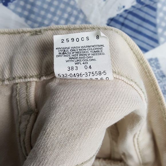 Pristine Levi's 551rlxd fit tapered leg white jean - Picture 4 of 8